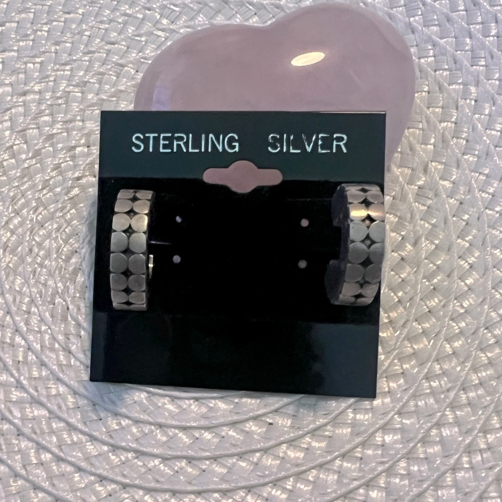 .925 Mila Sterling Silver Textured Solid Hoop Earrings - Picture 2 of 7